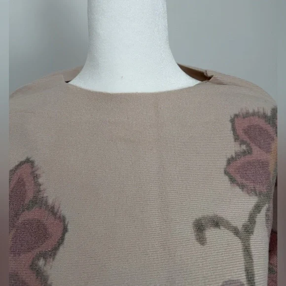 Sioni Size 1X Floral Sweater - Mauve and Beige - Picture 4 of 12